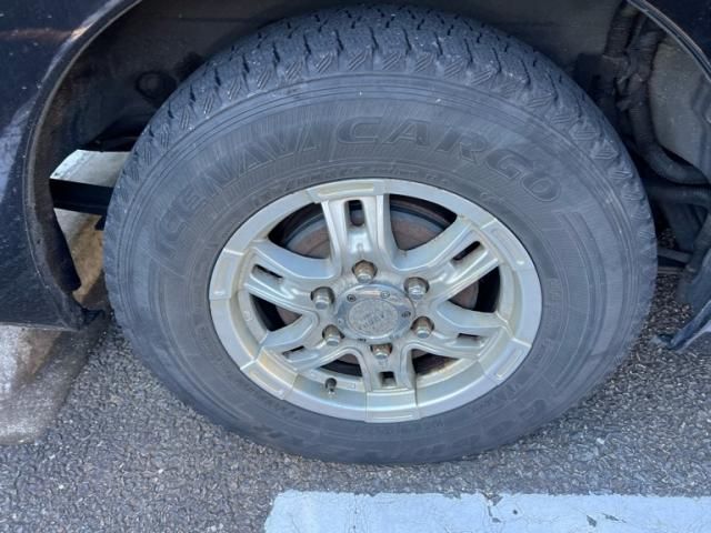 NISSAN NV350 CARAVAN 4WD 2015