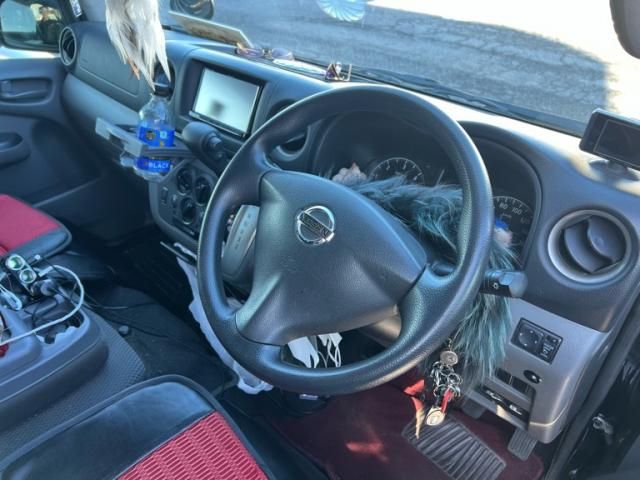 NISSAN NV350 CARAVAN 4WD 2015