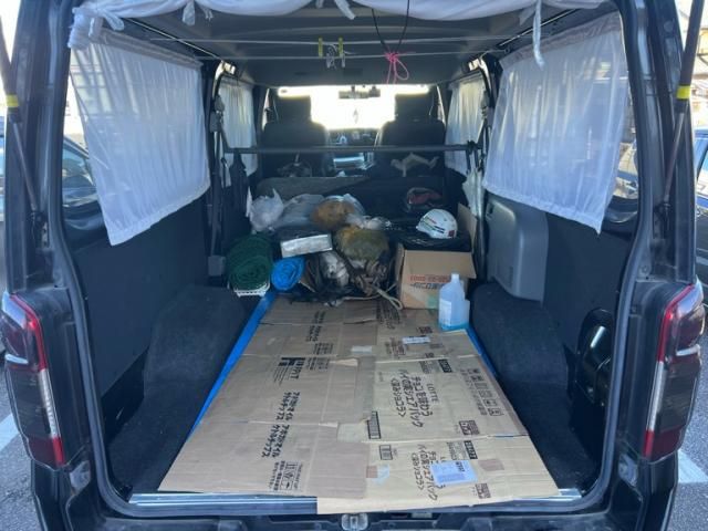 NISSAN NV350 CARAVAN 4WD 2015