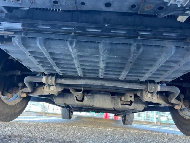 NISSAN NV350 CARAVAN 4WD 2015