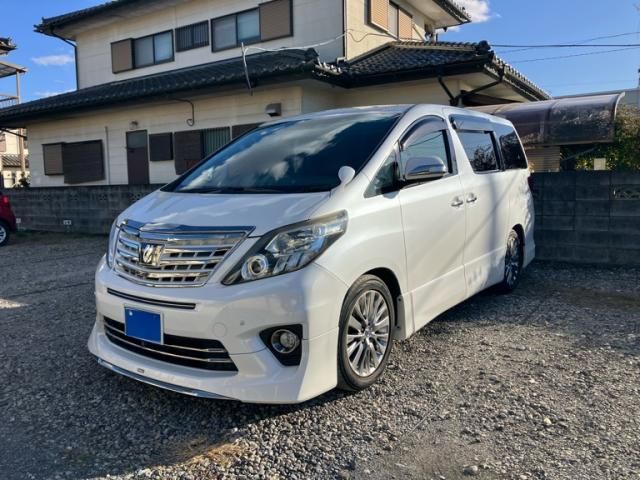 TOYOTA ALPHARD 2013