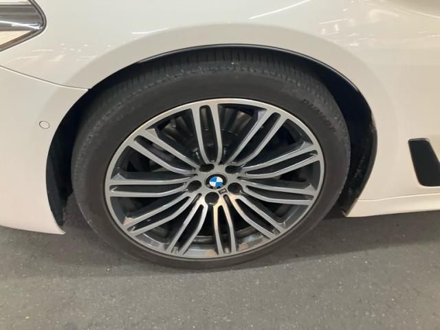 BMW BMW 5series TOURING 2019