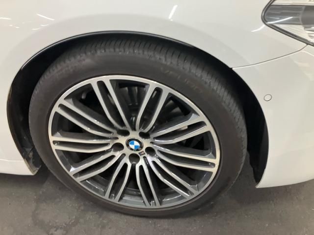 BMW BMW 5series TOURING 2019