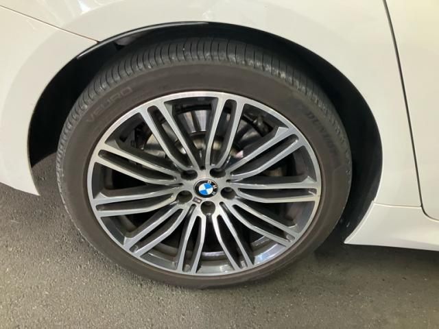 BMW BMW 5series TOURING 2019