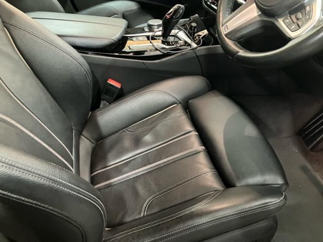 BMW BMW 5series TOURING 2019