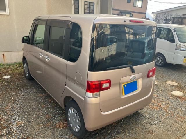 DAIHATSU TANTO 2010