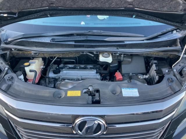 TOYOTA VELLFIRE 2013