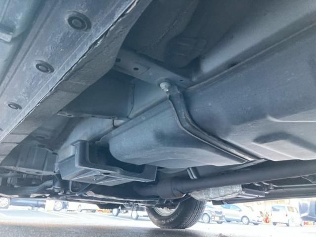 TOYOTA VELLFIRE 2013