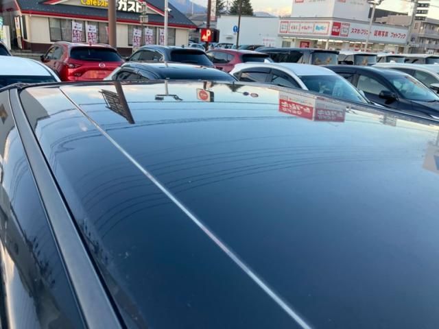 TOYOTA VELLFIRE 2013