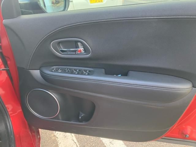 HONDA VEZEL HYBRID 2017