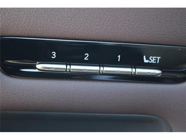 TOYOTA LEXUS LS500h 4WD 2019