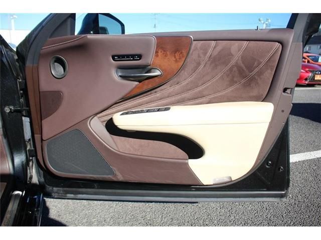 TOYOTA LEXUS LS500h 4WD 2019