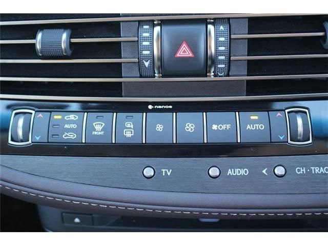 TOYOTA LEXUS LS500h 4WD 2019