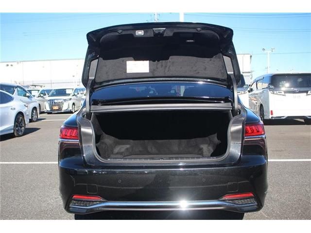 TOYOTA LEXUS LS500h 4WD 2019