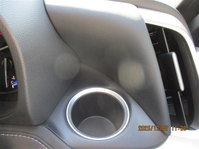 TOYOTA NOAH HYBRID 2025