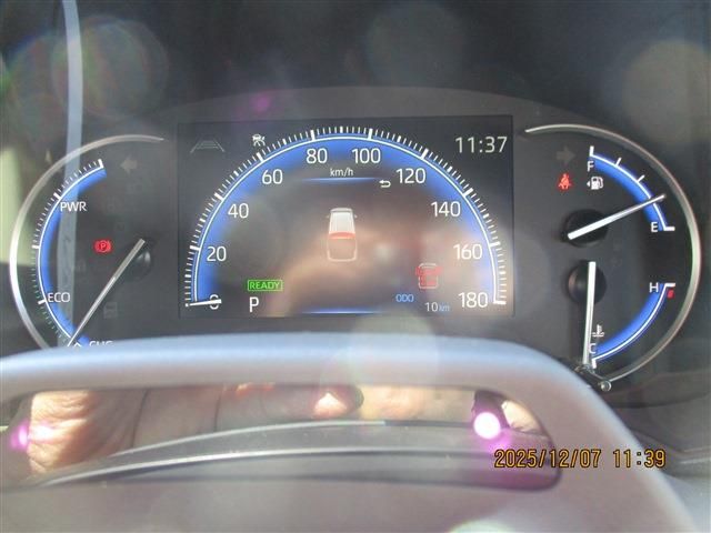 TOYOTA NOAH HYBRID 2025