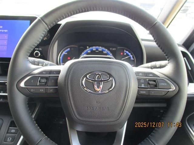 TOYOTA NOAH HYBRID 2025