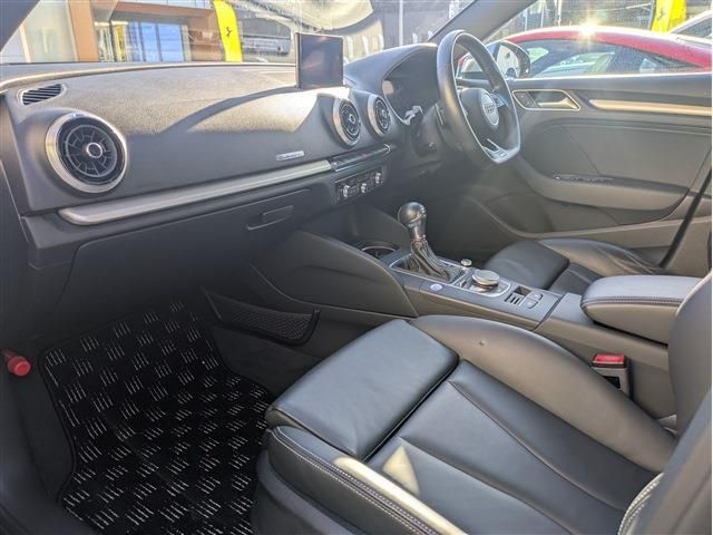 AUDI AUDI S3 SPORTBACK 2017