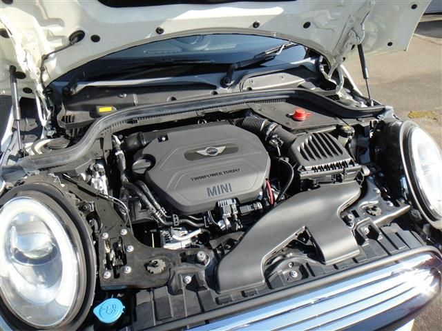 BMW BMW MINI COOPER D 5DOOR 2017