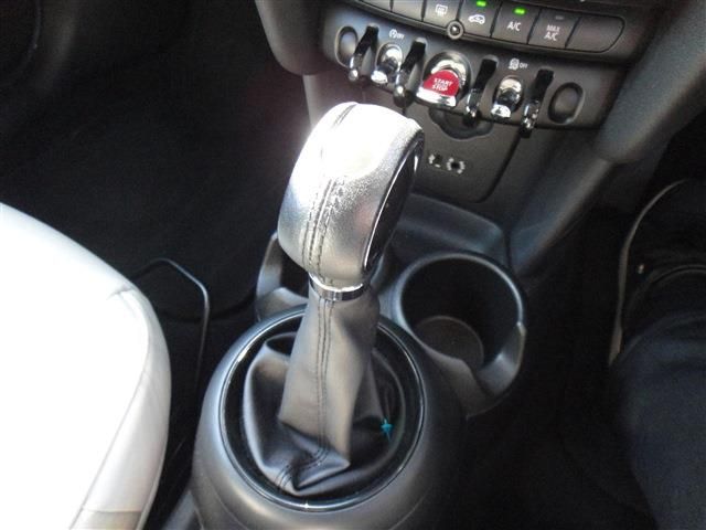 BMW BMW MINI COOPER D 5DOOR 2017