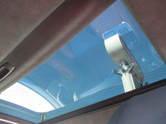 TOYOTA LEXUS LS500h 2023