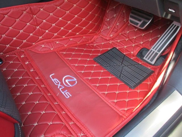 TOYOTA LEXUS LS500h 2023