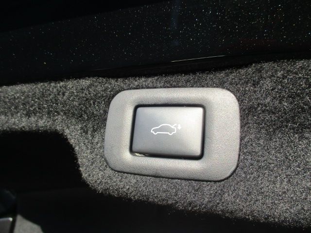 TOYOTA LEXUS LS500h 2023