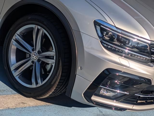VOLKSWAGEN VOLKSWAGEN TIGUAN 2019