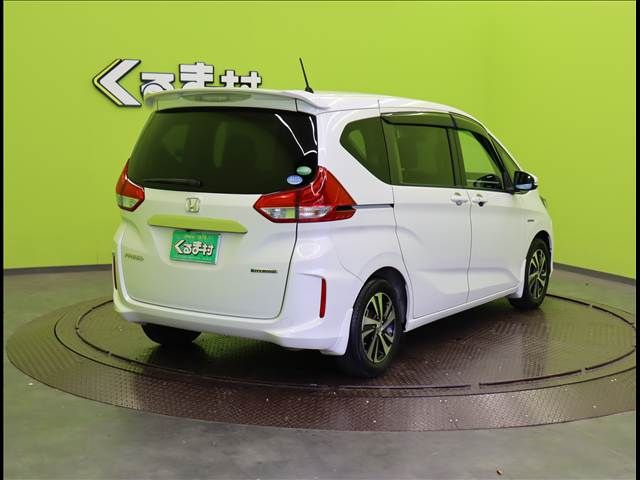 HONDA FREED HYBRID 2017