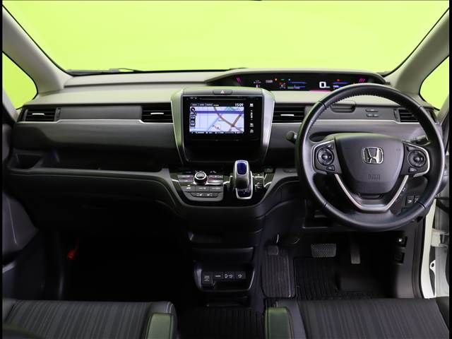 HONDA FREED HYBRID 2017
