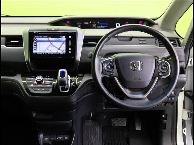 HONDA FREED HYBRID 2017