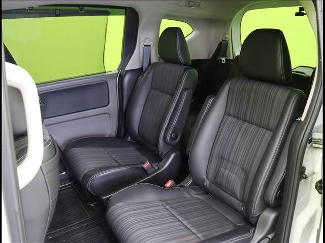 HONDA FREED HYBRID 2017