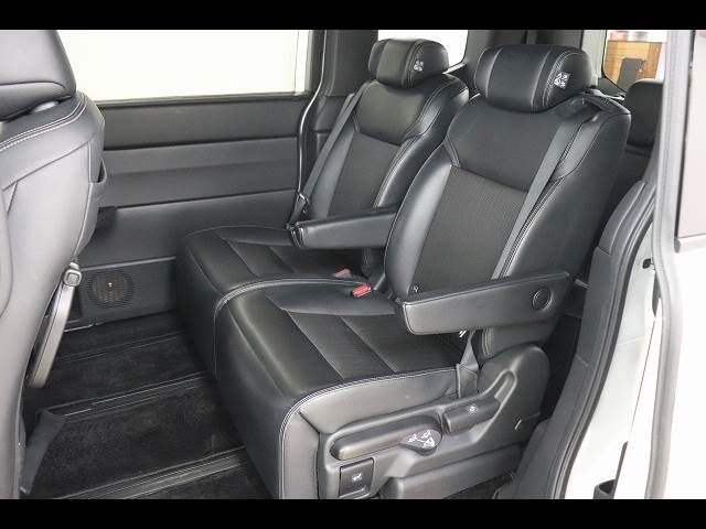 HONDA STEPWAGON SPADA 2023