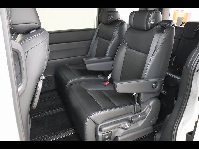 HONDA STEPWAGON e:HEV SPADA 2023