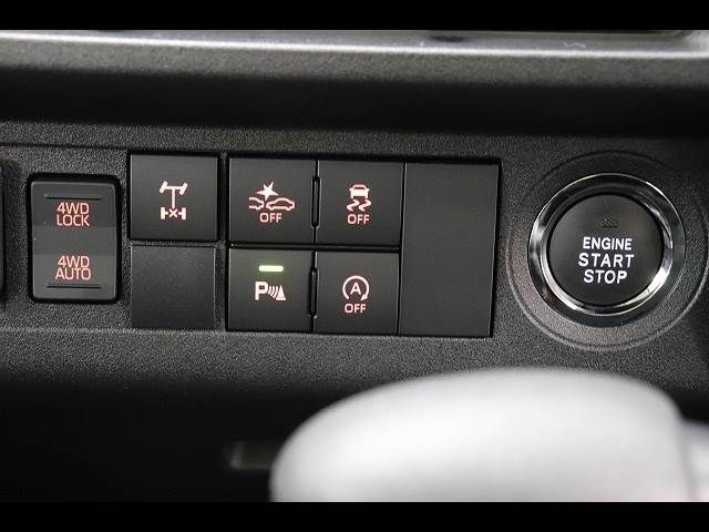 DAIHATSU HIJET truck 4WD 2024