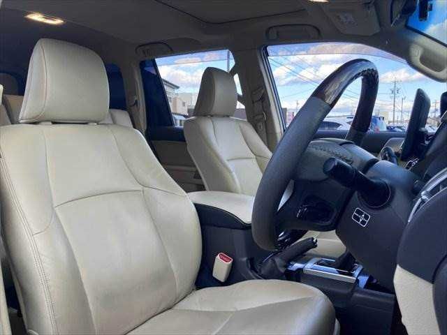 TOYOTA LANDCRUISER PRADO 2016