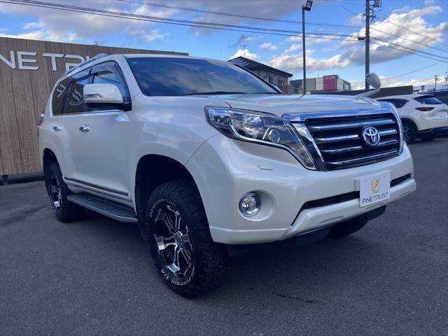 TOYOTA LANDCRUISER PRADO 2016