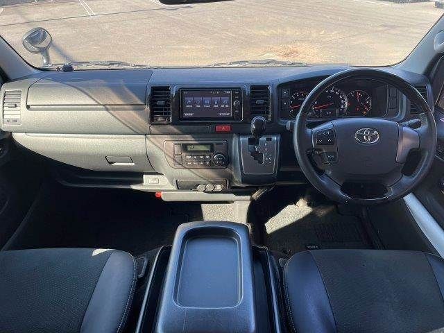 TOYOTA HIACE van 2WD 2018