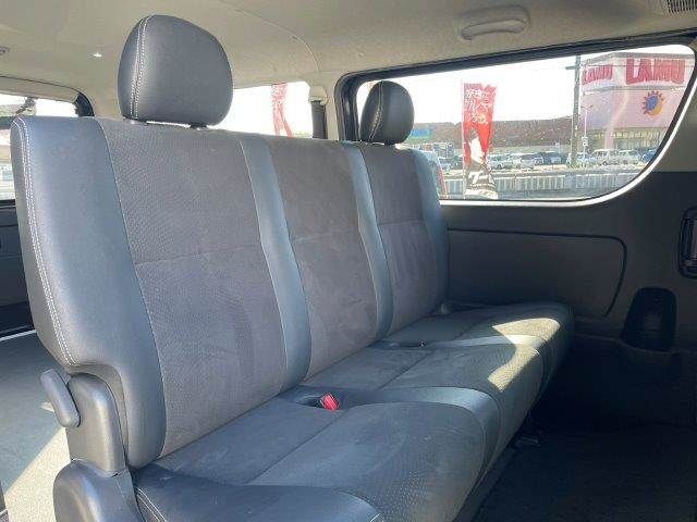 TOYOTA HIACE van 2WD 2018