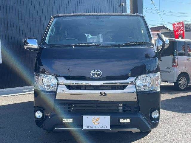 TOYOTA HIACE van 2WD 2018