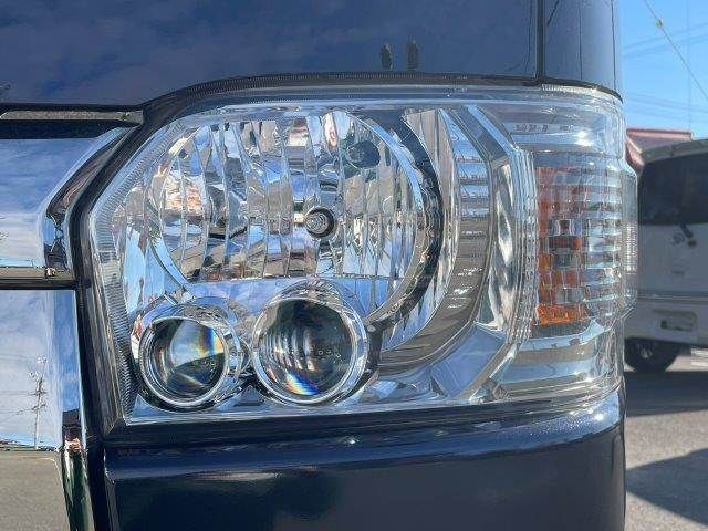 TOYOTA HIACE van 2WD 2018