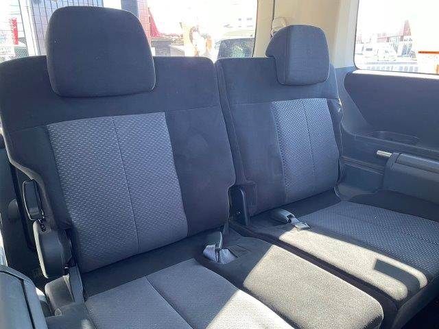 MITSUBISHI DELICA D:5 4WD 2011