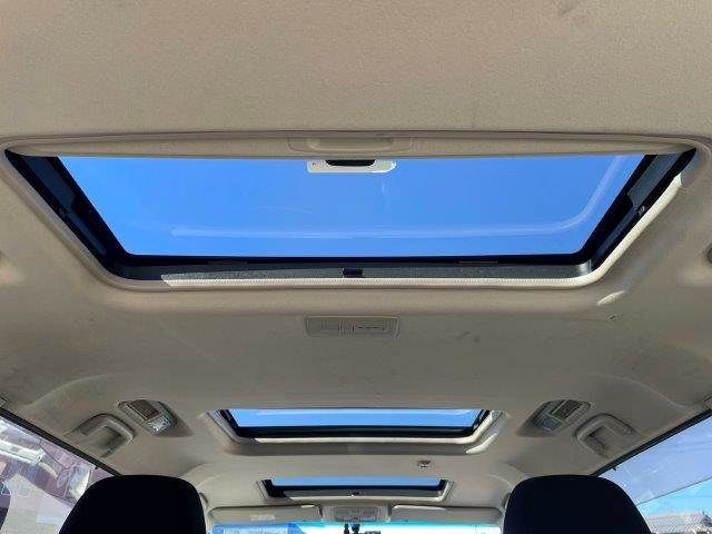 MITSUBISHI DELICA D:5 4WD 2011