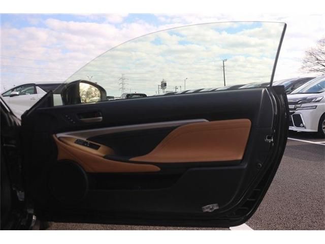 TOYOTA LEXUS RC300h 2015