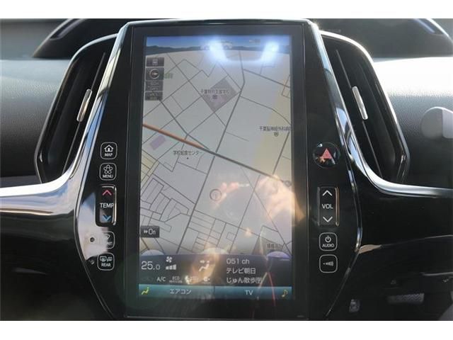 TOYOTA PRIUS PHV 2019