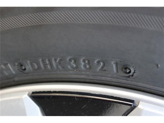 TOYOTA PRIUS PHV 2019