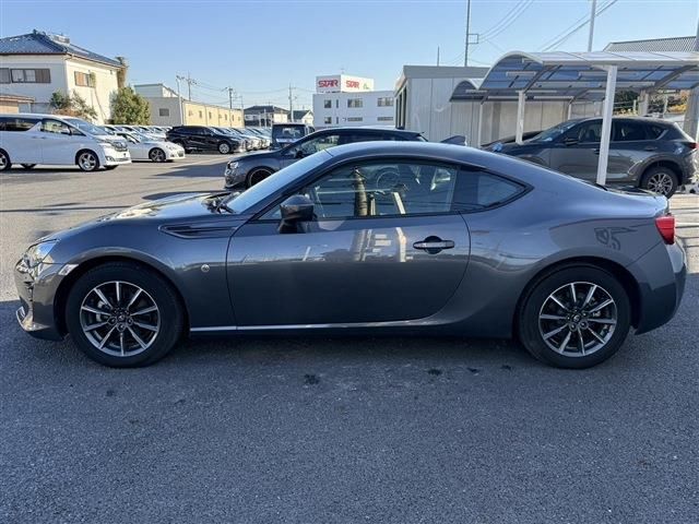 TOYOTA 86 2021