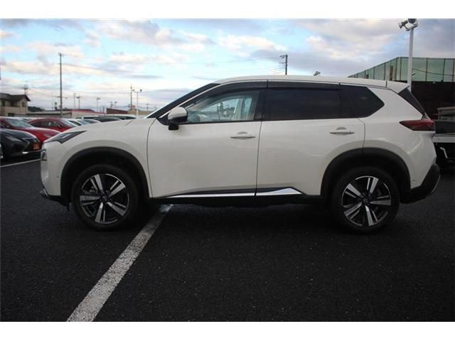 NISSAN X-TRAIL HYBRID 4WD 2022