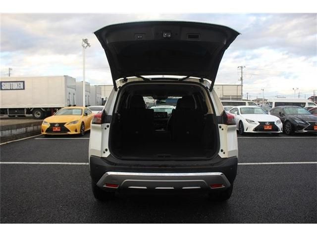 NISSAN X-TRAIL HYBRID 4WD 2022