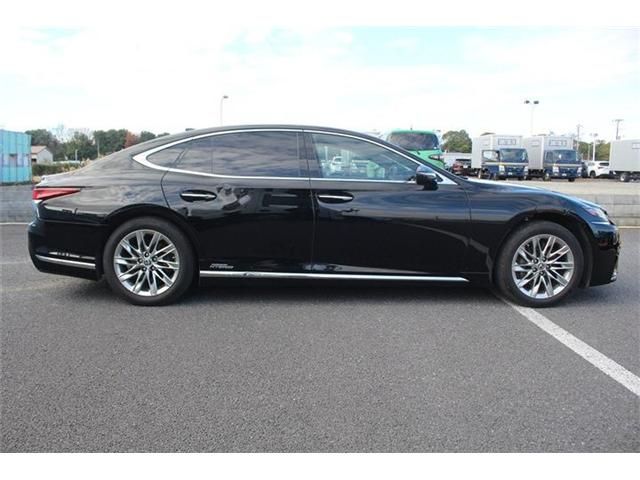 TOYOTA LEXUS LS500h 4WD 2018